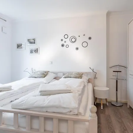 Haus Pamir We 12 Lütt Kajüt Apartment Nienhagen